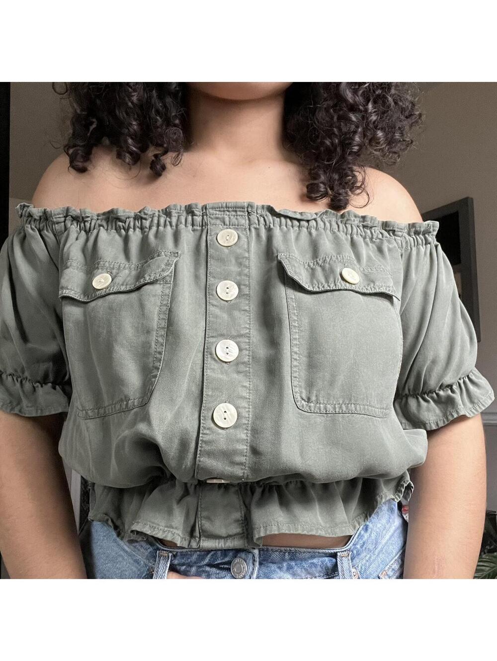 American Eagle Women's Green and Khaki Blous